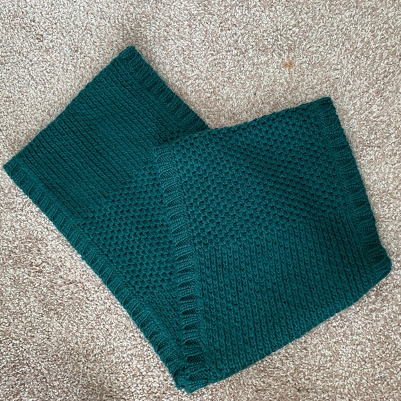 Infinity Scarf 🧣 - Picture 2 of 5